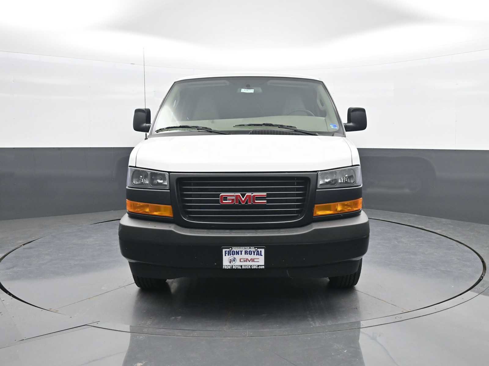 New 2026 GMC Savana 3500 Extended RWD image 3