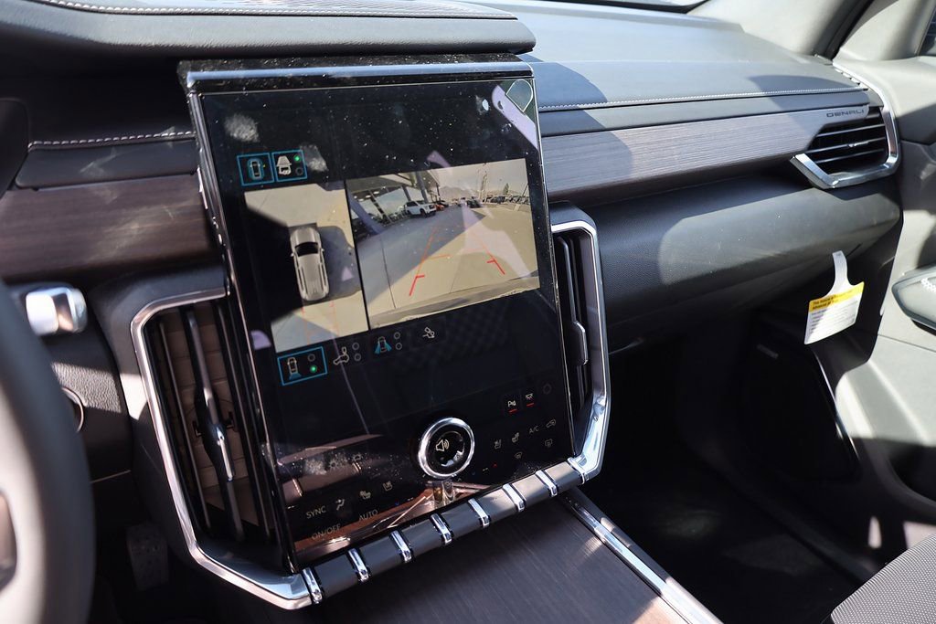 New 2026 GMC Acadia Denali w/ Super Cruise Package image 15