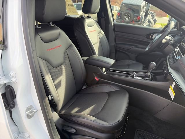 New 2026 Jeep Compass Trailhawk image 38