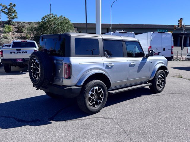 Used 2024 Ford Bronco Outer Banks AWD/4WD image 7