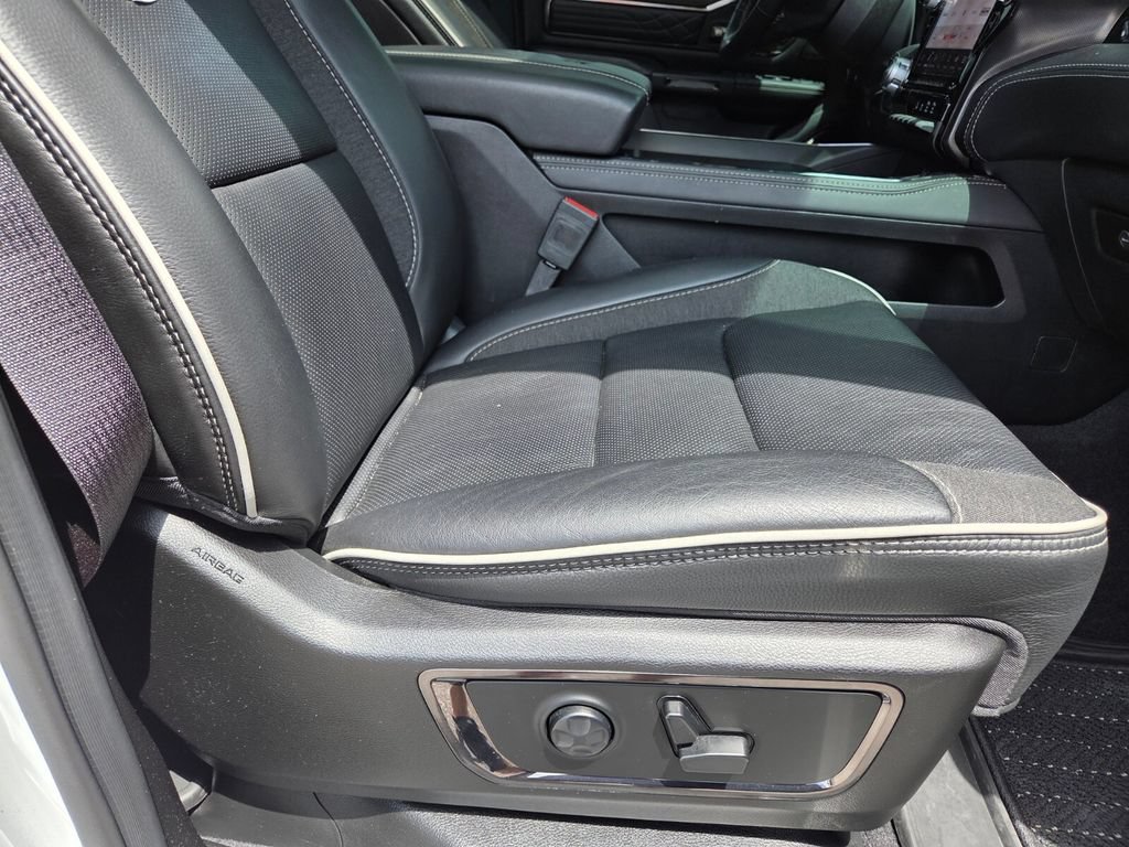 Used 2025 RAM 1500 Limited w/ Off Road Group AWD/4WD image 28