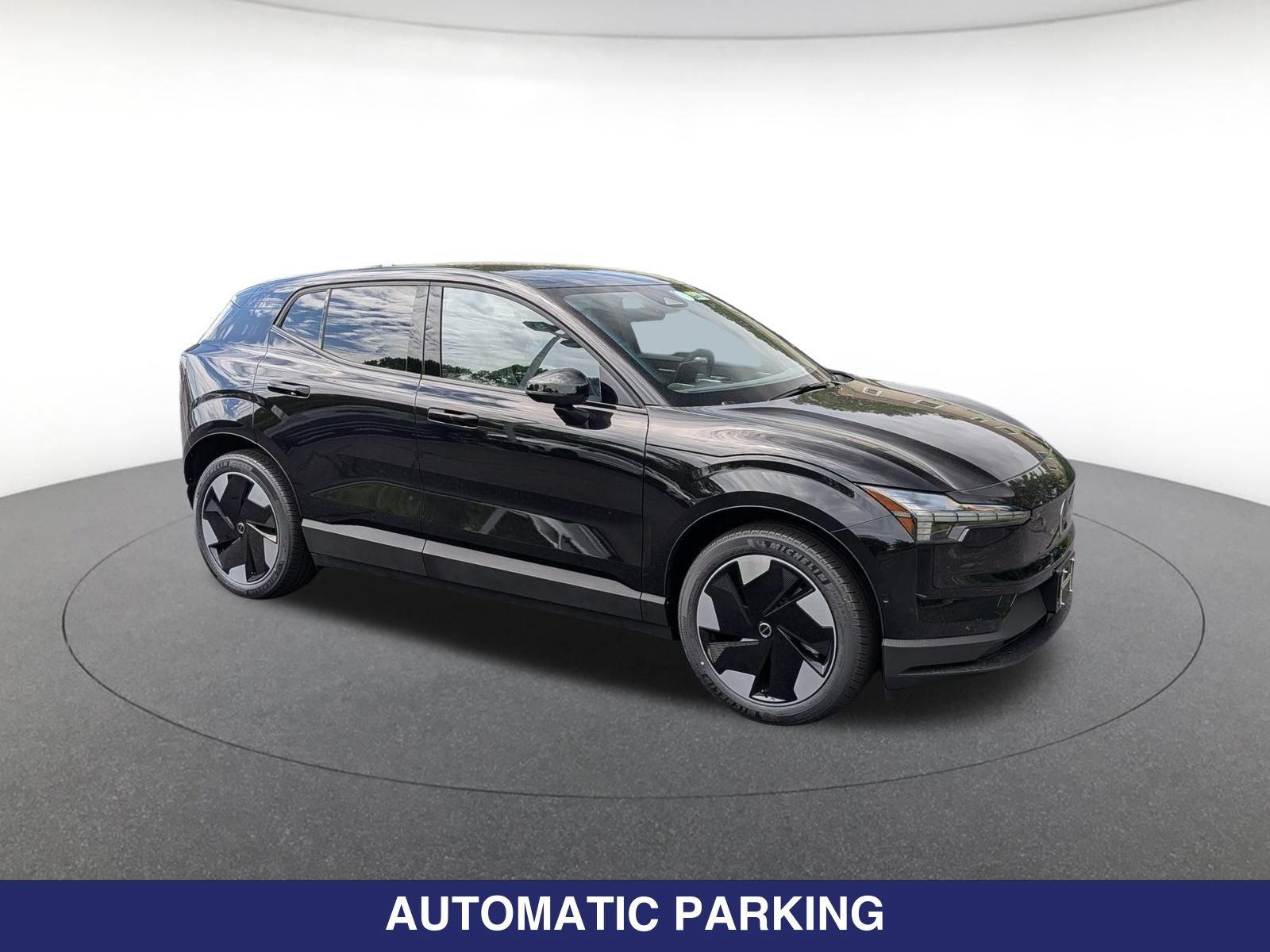 New 2026 Volvo EX30 Ultra w/ Protection Package AWD/4WD image 3