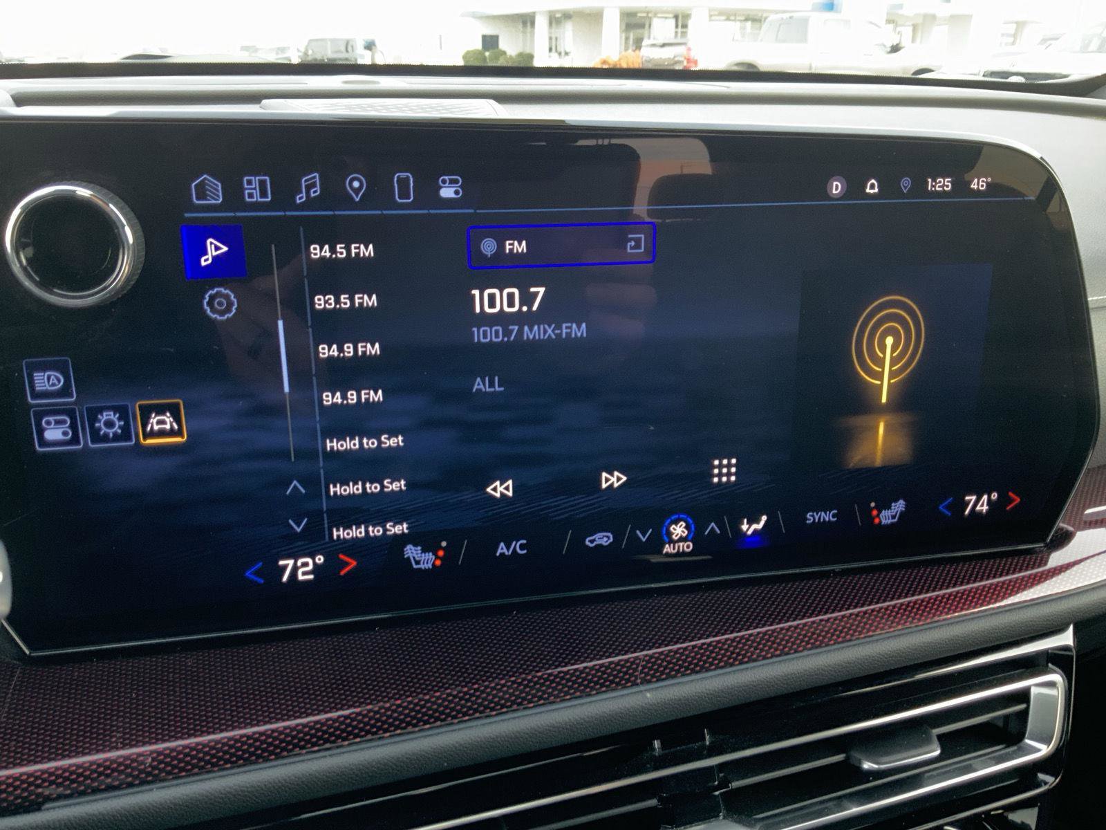 Used 2024 Chevrolet Traverse Z71 w/ Enhanced Driving Package image 38