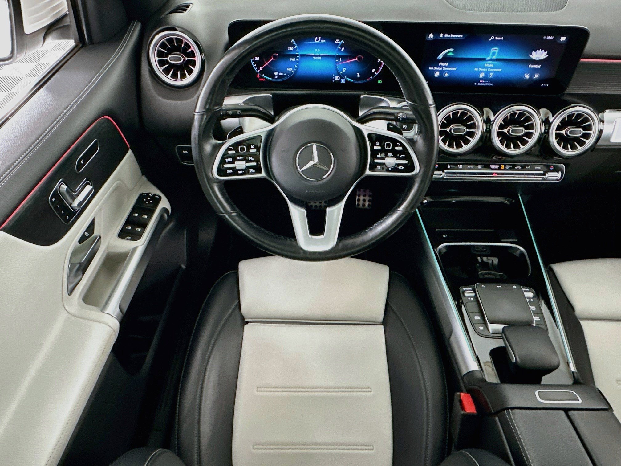 Used 2023 Mercedes-Benz GLB 250 4MATIC w/ AMG Line image 22