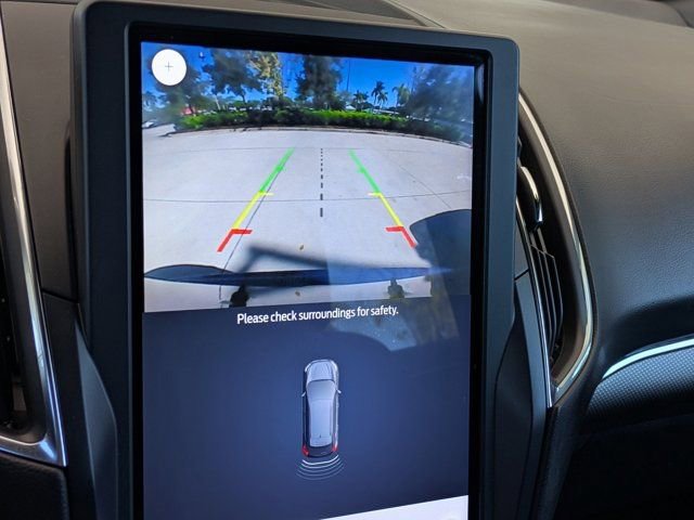 Used 2021 Ford Edge ST image 28