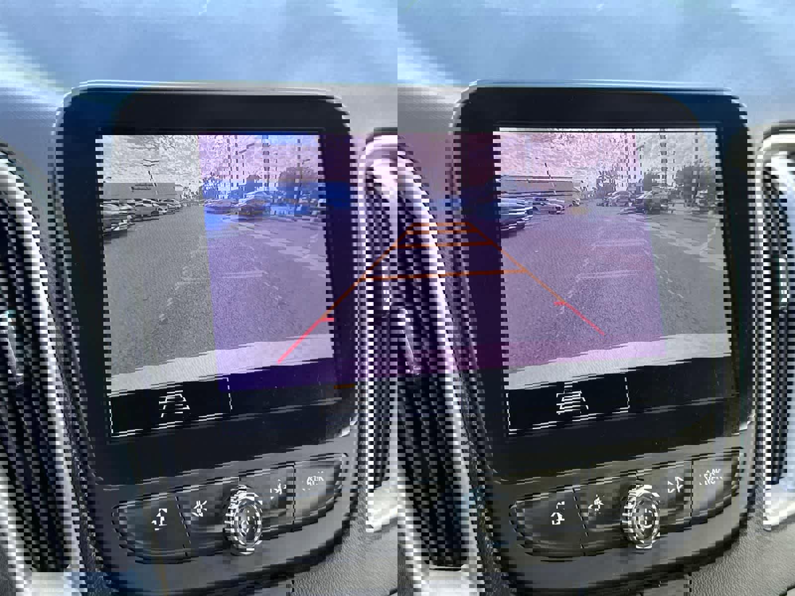 Used 2023 Chevrolet Malibu LT image 14