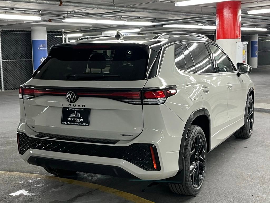 New 2026 Volkswagen Tiguan SE R-Line FWD image 6