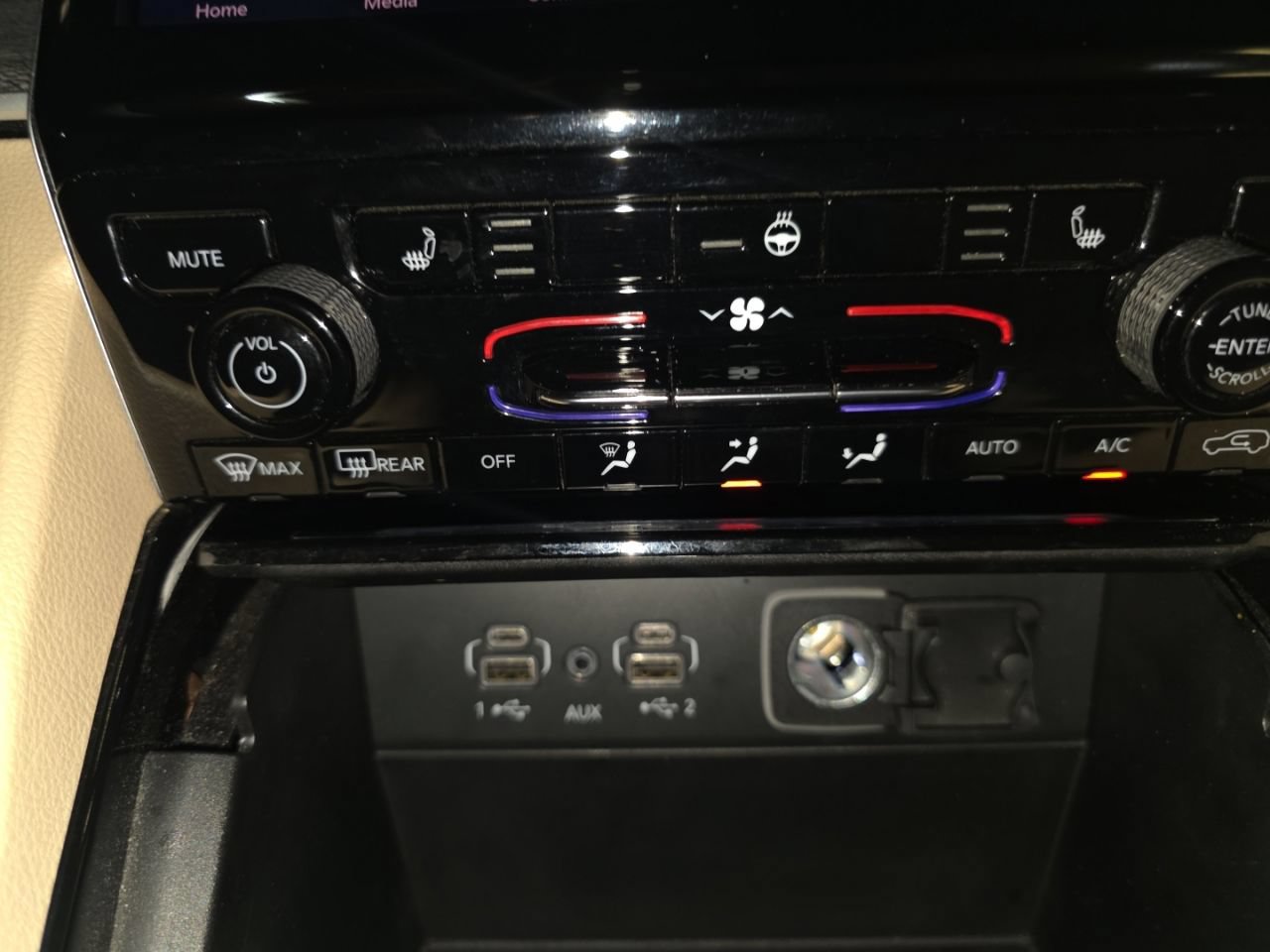 Used 2023 Jeep Grand Cherokee Limited RWD image 20