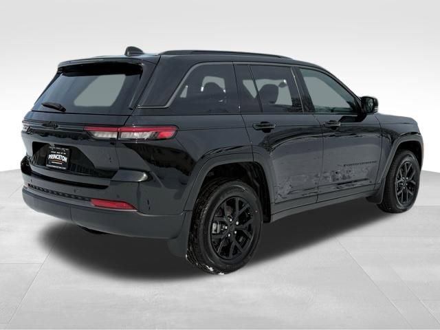 New 2026 Jeep Grand Cherokee Altitude image 7
