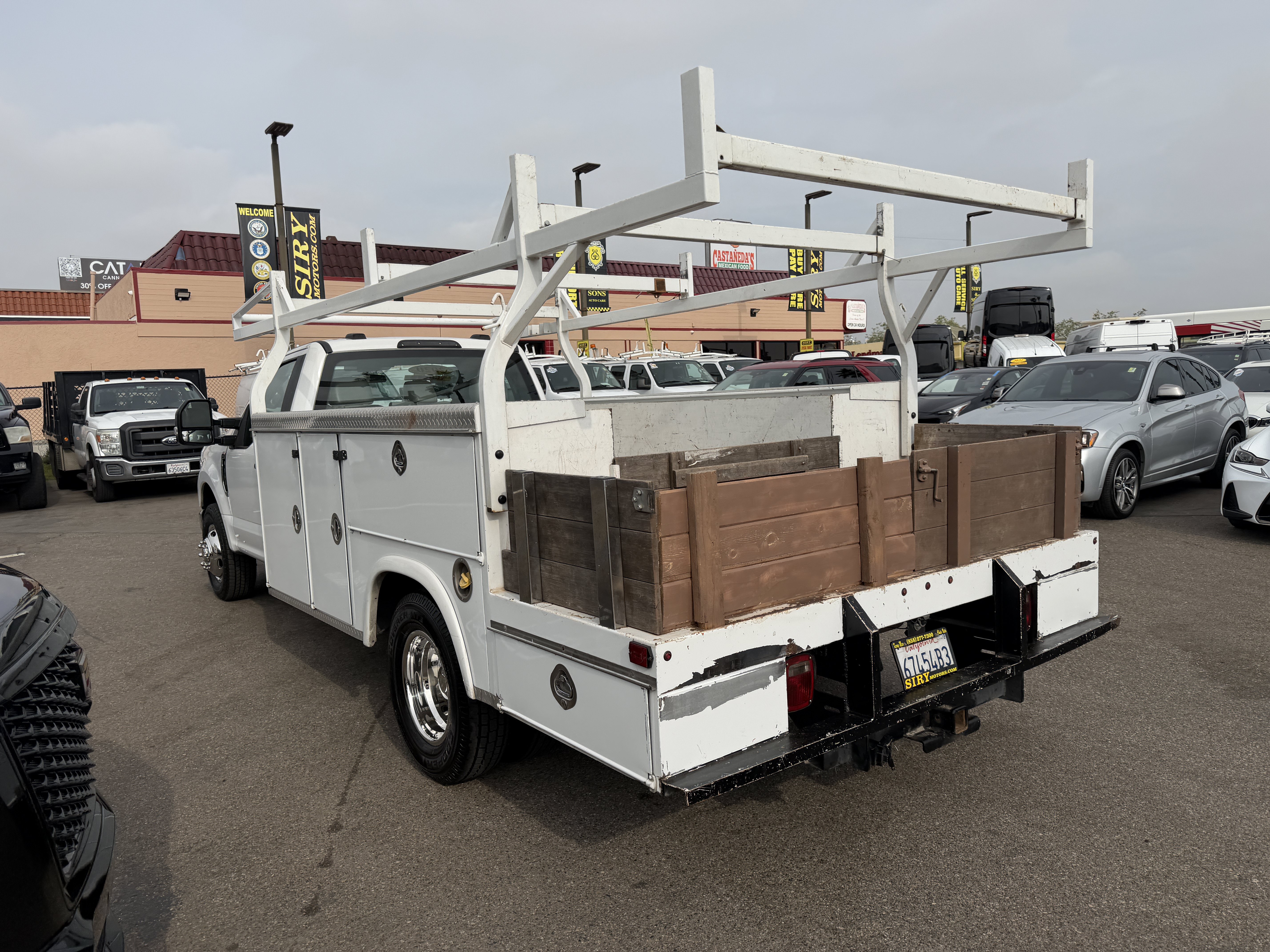 Used 2020 Ford F350 XL w/ Power Equipment Group RWD image 5
