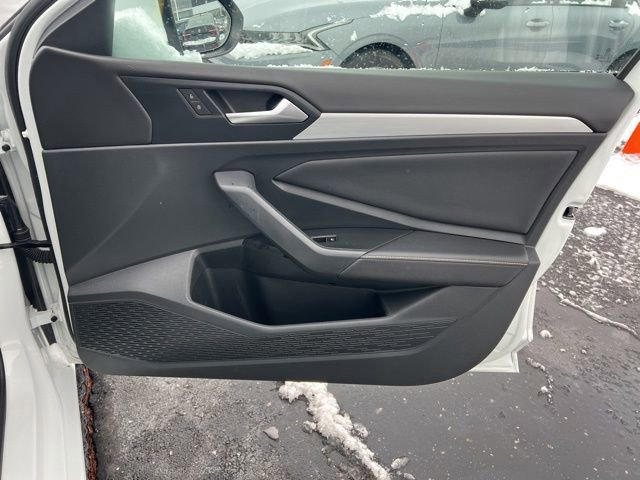 Used 2025 Volkswagen Jetta S image 30