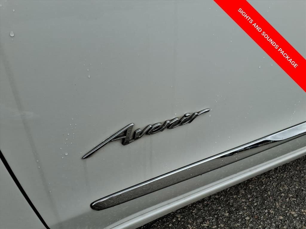 Used 2019 Buick LaCrosse Avenir w/ Driver Confidence Package II image 9