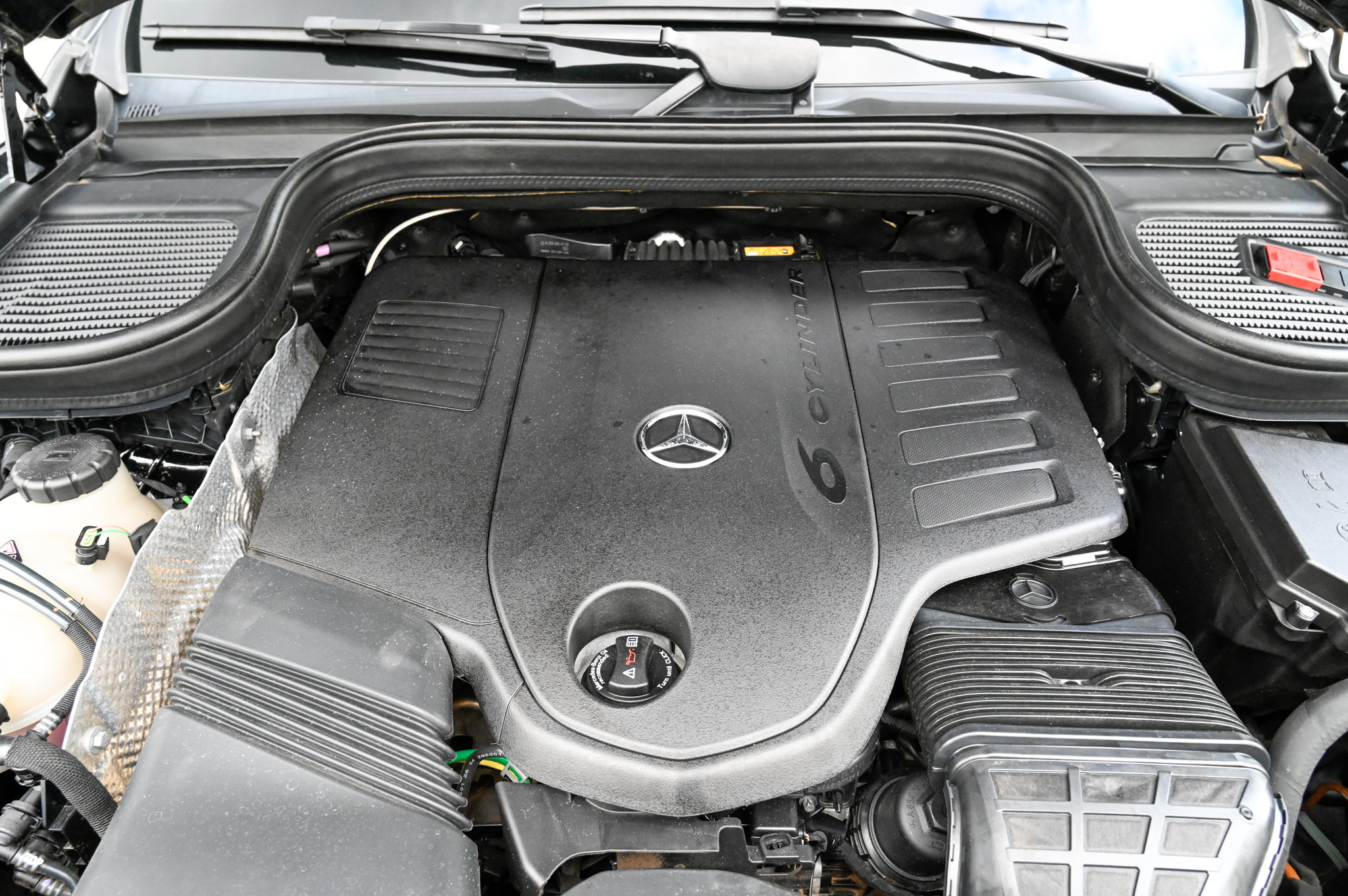 Used 2025 Mercedes-Benz GLS 450 4MATIC image 66
