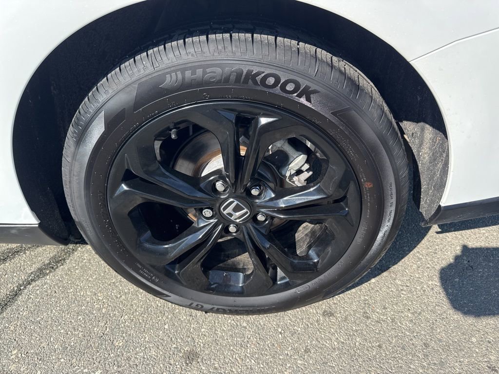 Used 2025 Honda Accord SE image 13