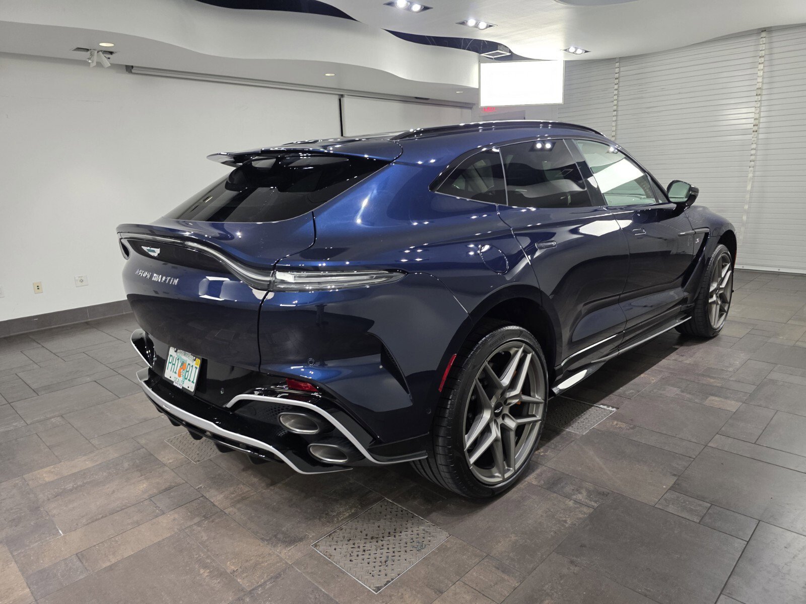 New 2026 Aston Martin DBX S image 27