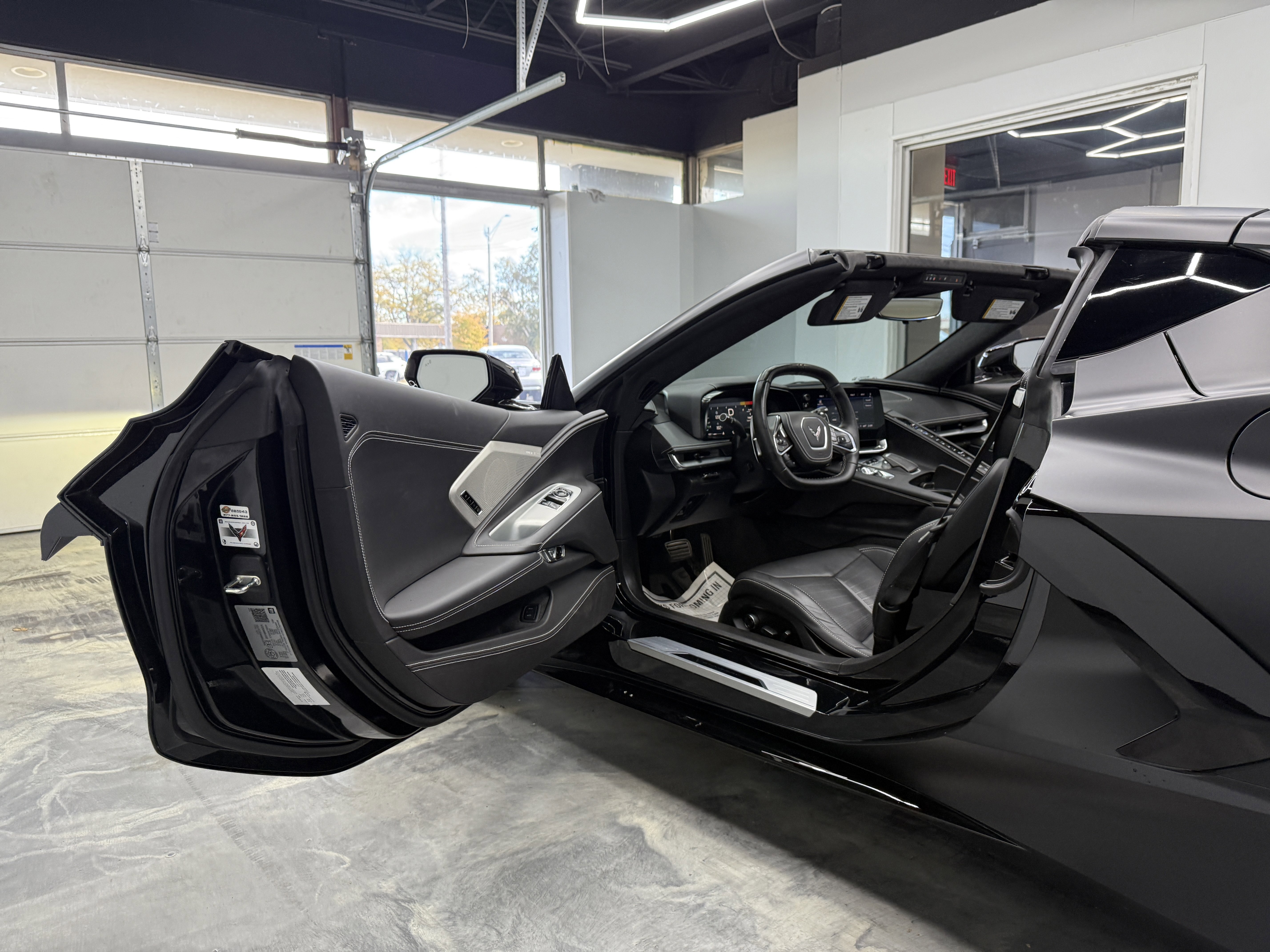 Used 2021 Chevrolet Corvette Stingray Premium Cpe w/ 3LT image 11