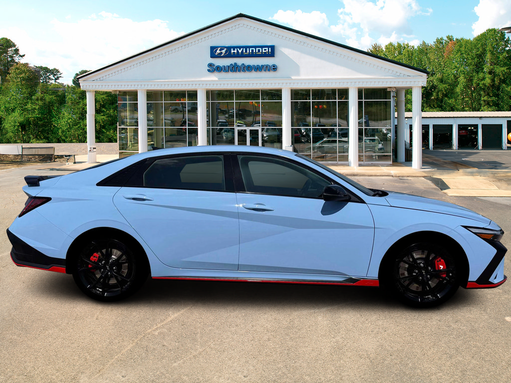 New 2026 Hyundai Elantra N FWD image 9