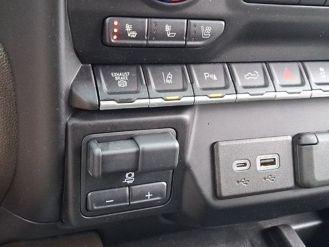 Certified 2022 Chevrolet Silverado 3500 LTZ w/ LTZ Premium Package AWD/4WD image 25
