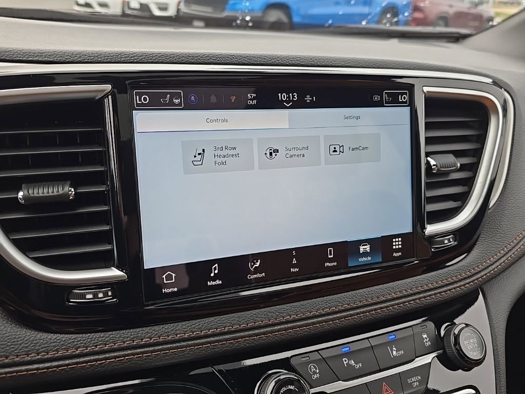 New 2026 Chrysler Pacifica Pinnacle FWD image 29