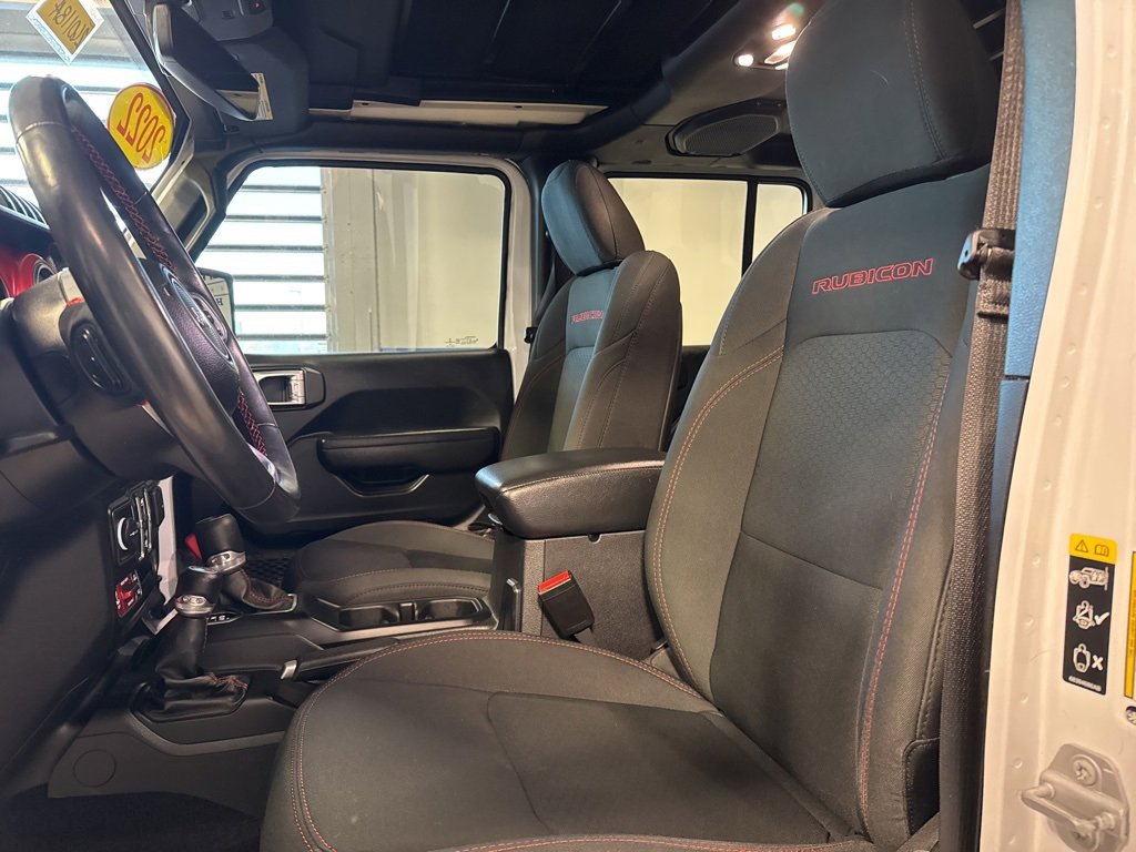 Used 2022 Jeep Wrangler Unlimited Rubicon w/ Xtreme Recon 35" Tire Package image 23