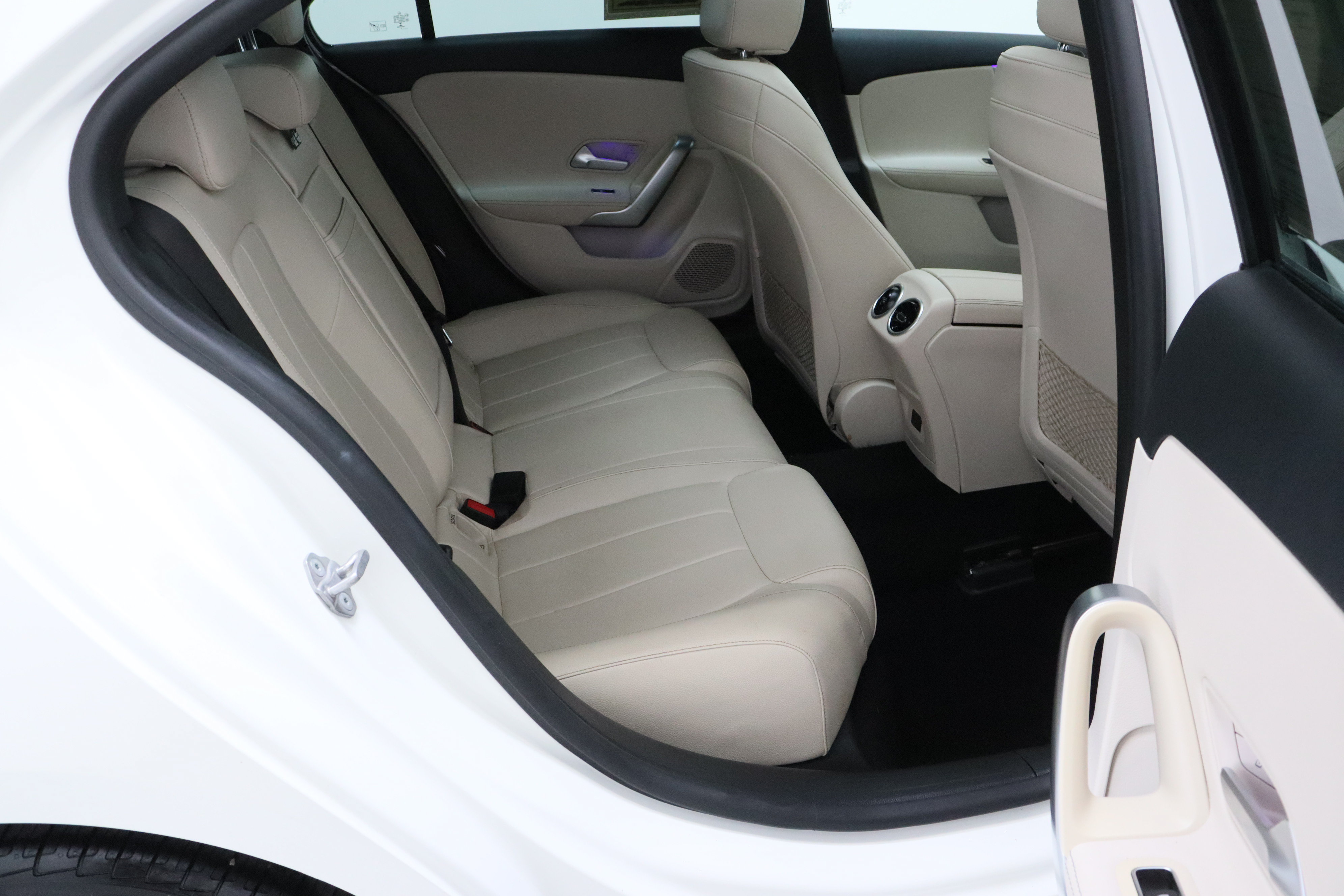 Used 2021 Mercedes-Benz A 220 image 35