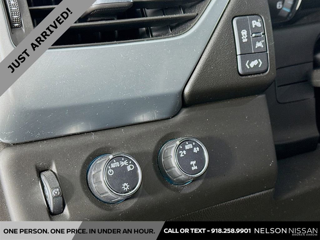 Used 2016 Chevrolet Tahoe LT image 10