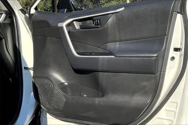 Certified 2024 Toyota RAV4 LE image 25