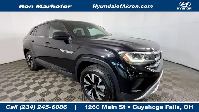 Used 2022 Volkswagen Atlas Cross Sport SE FWD image 1