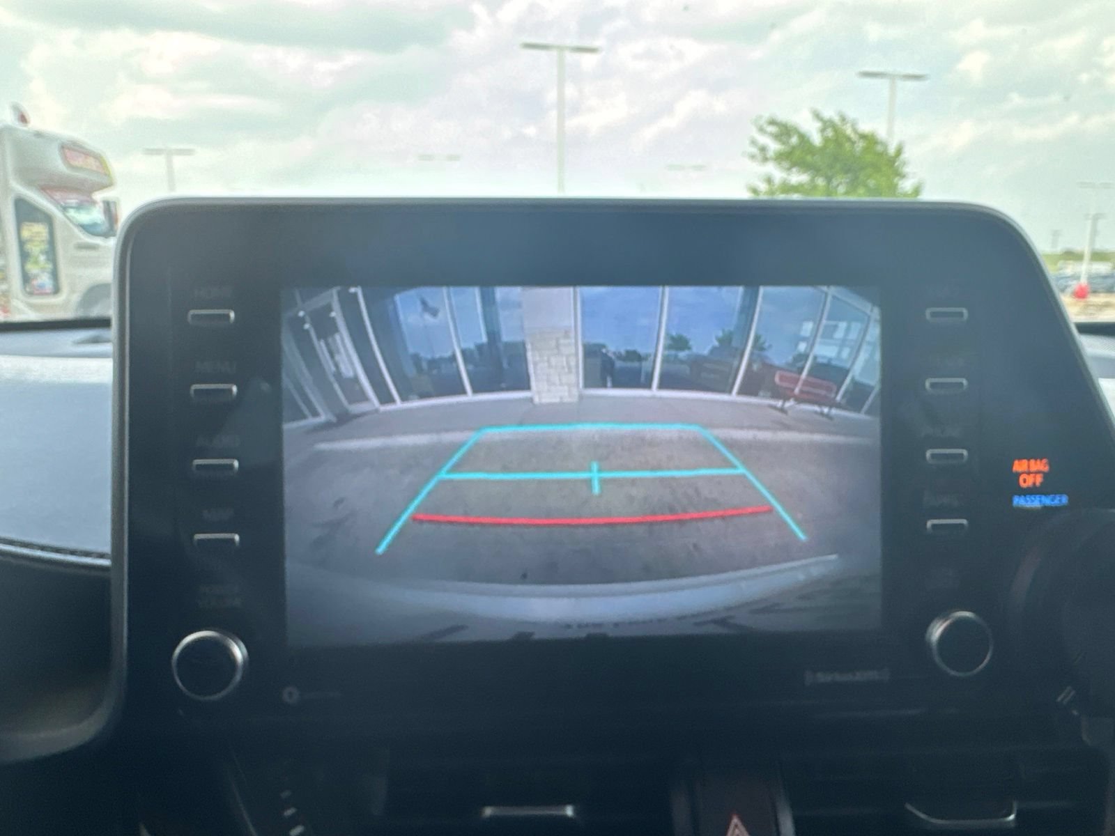 Used 2020 Toyota C-HR LE FWD image 26