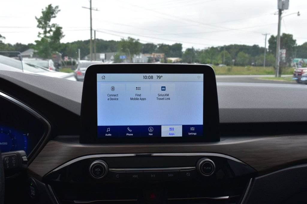 Used 2020 Ford Escape Titanium AWD/4WD image 39
