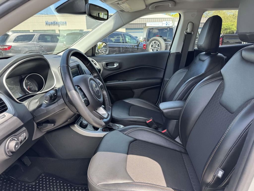 Used 2021 Jeep Compass Latitude w/ Convenience Group AWD/4WD image 12