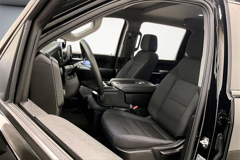Used 2024 Chevrolet Silverado 2500 Custom image 22