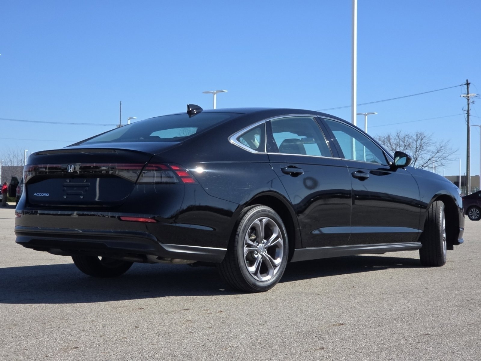 Used 2023 Honda Accord EX image 18