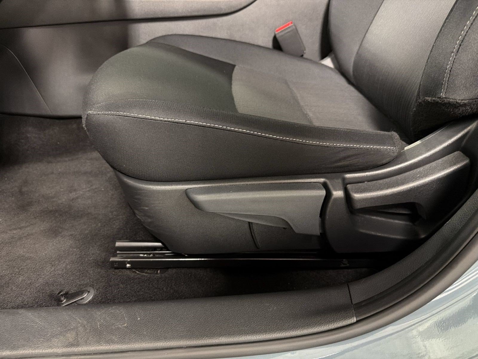 Used 2024 Nissan Sentra SV FWD image 15