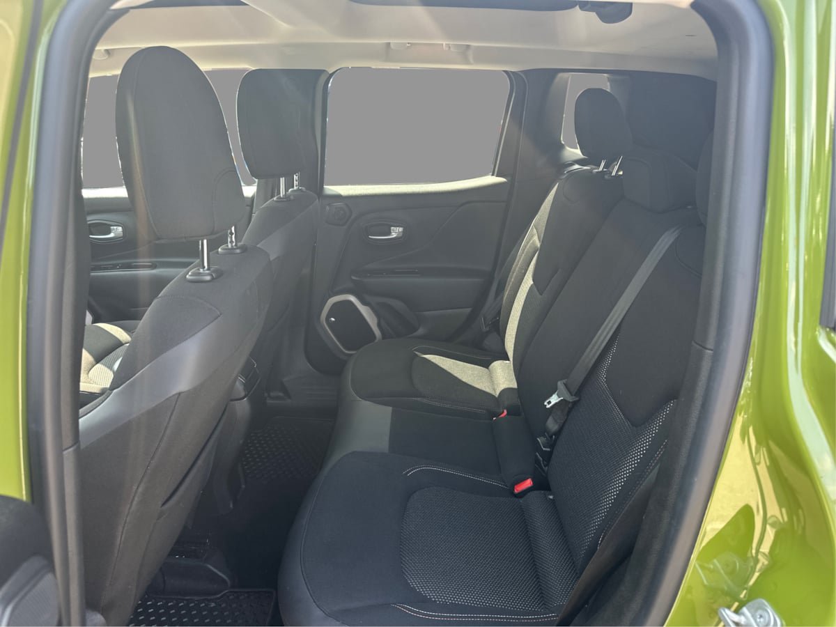 Used 2016 Jeep Renegade 75th Anniversary AWD/4WD image 34