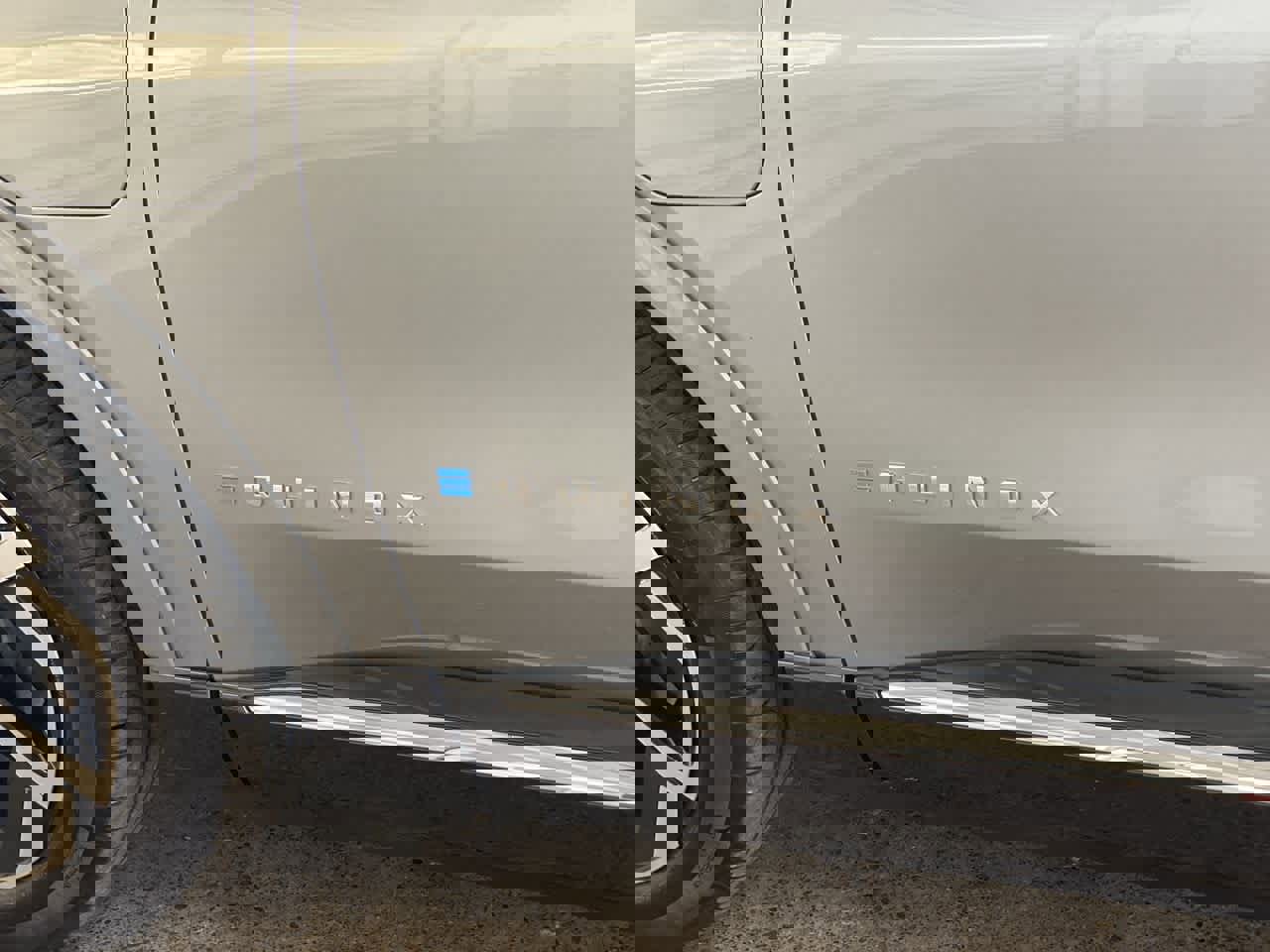 Used 2024 Chevrolet Equinox EV LT image 10