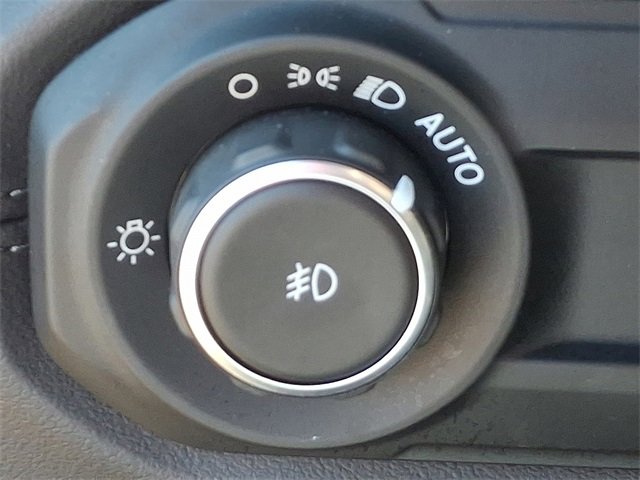 Used 2024 Jeep Wrangler Unlimited Sahara w/ Technology Group image 23