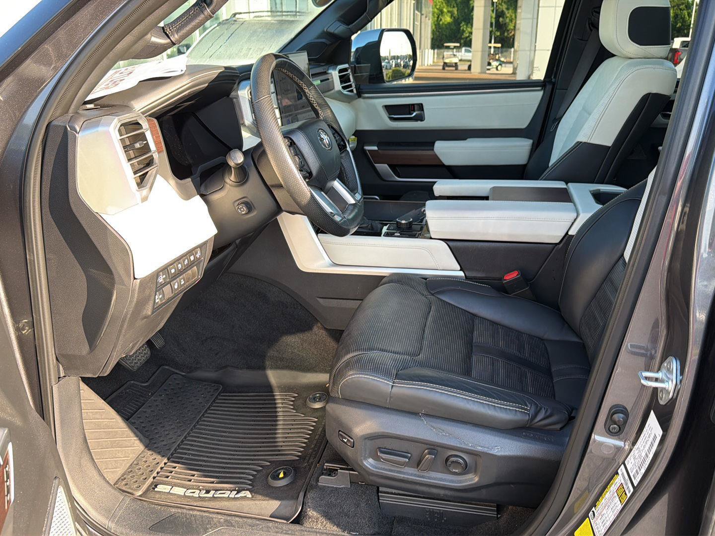 Certified 2024 Toyota Sequoia Capstone AWD/4WD image 10