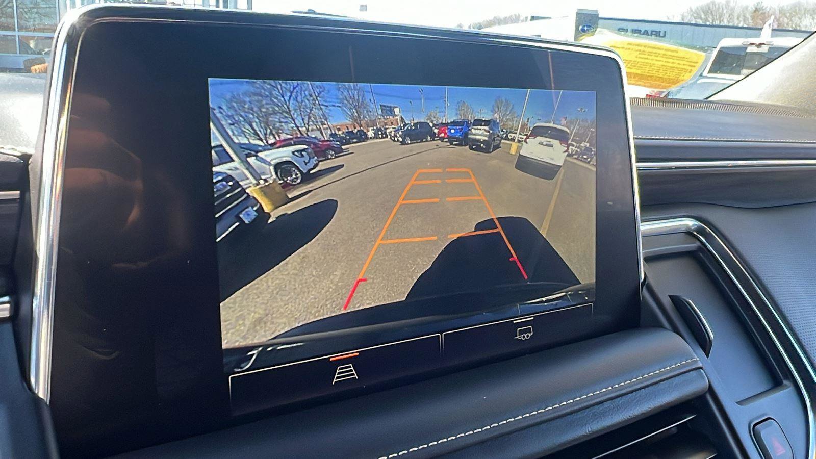 Used 2024 GMC Yukon SLT image 16