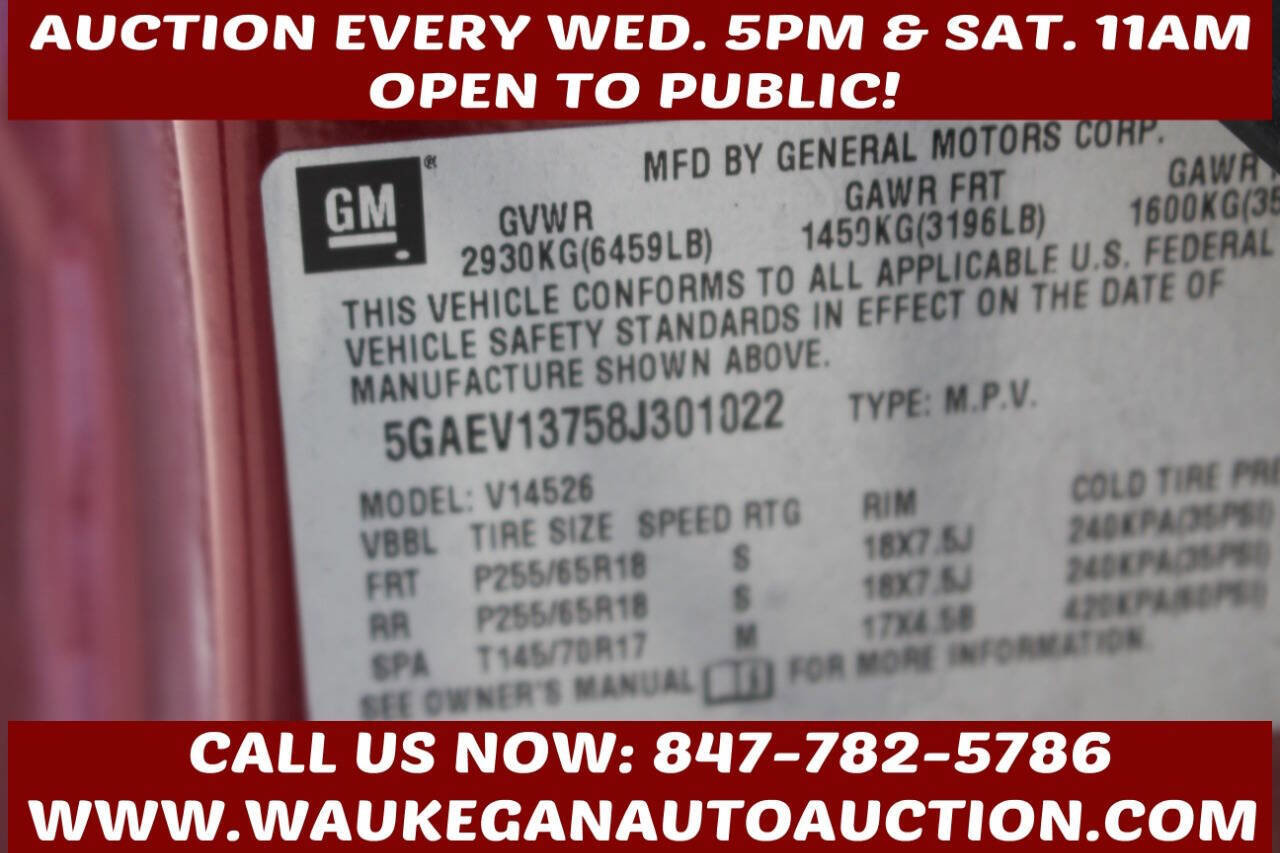 Used 2008 Buick Enclave CX w/ Driver Confidence Package image 8