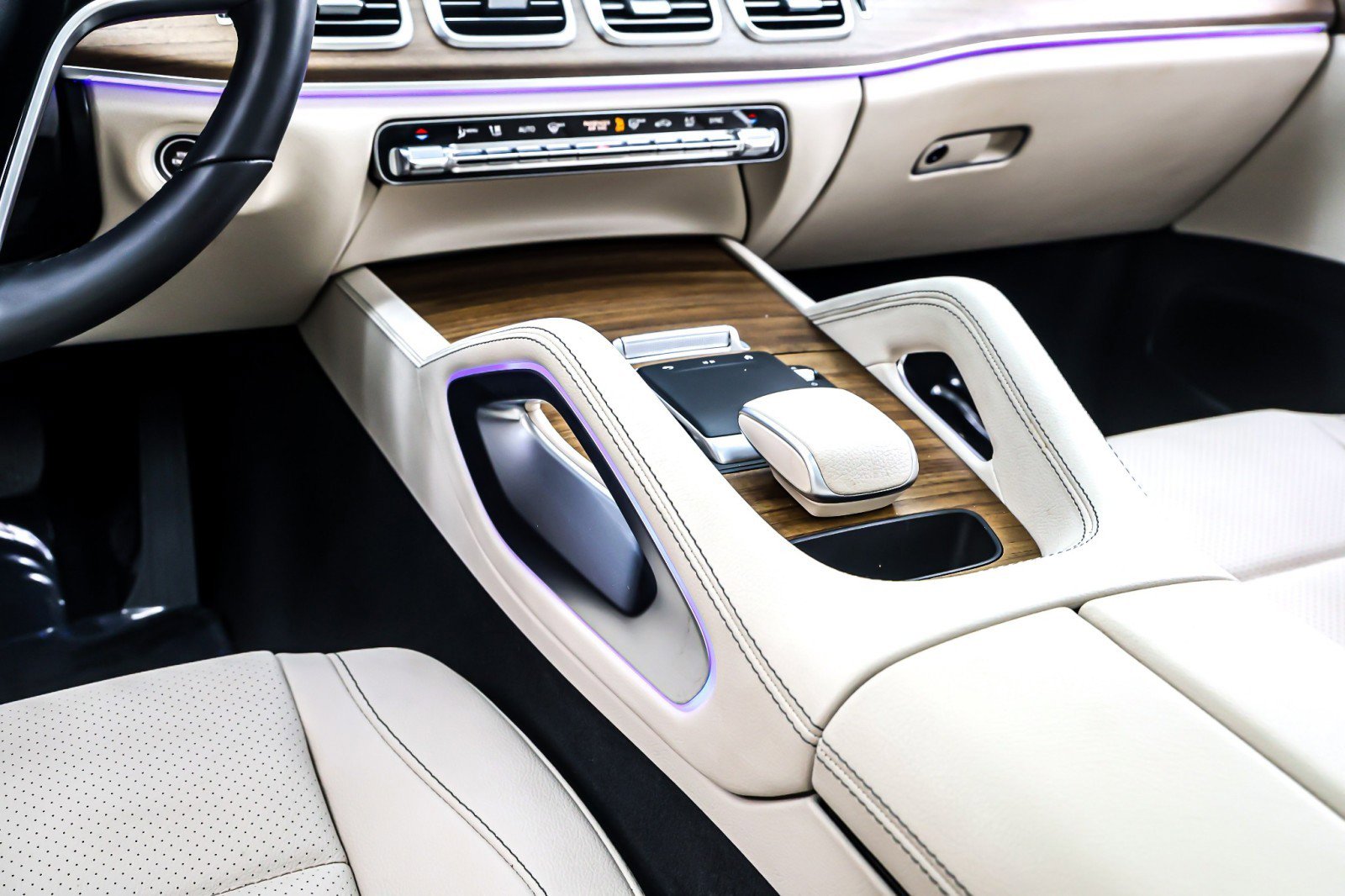 Certified 2024 Mercedes-Benz GLE 350 4MATIC image 8