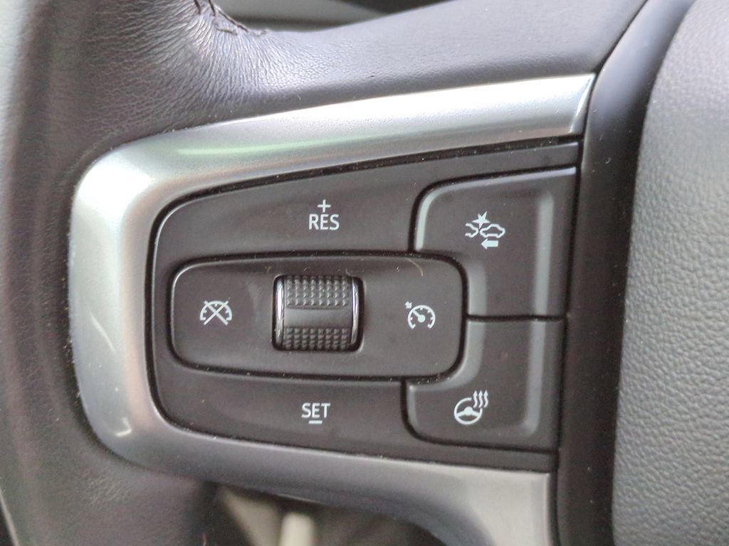 Used 2022 Chevrolet Tahoe LT w/ Luxury Package image 31