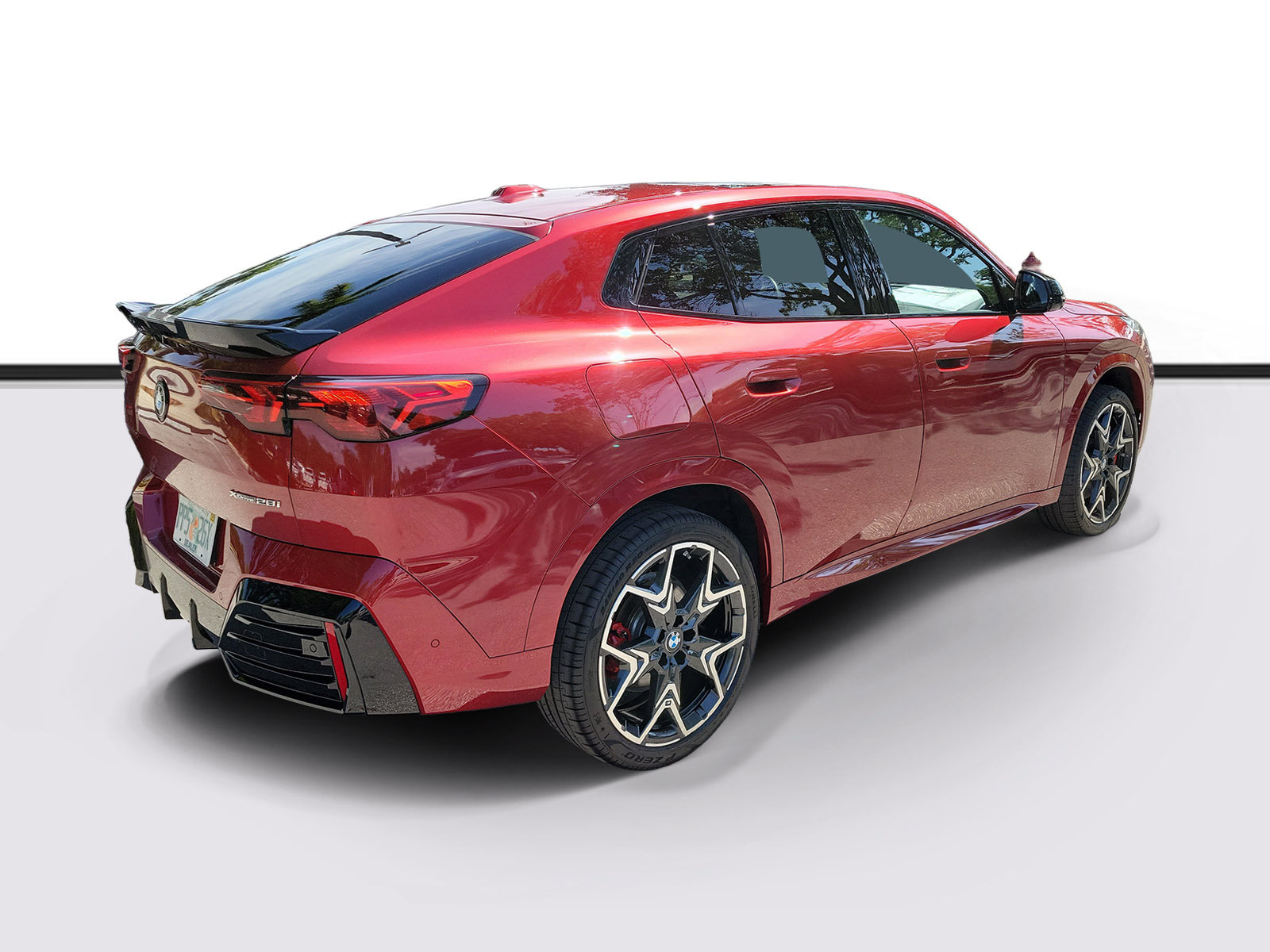 New 2026 BMW X2 xDrive28i AWD/4WD image 4