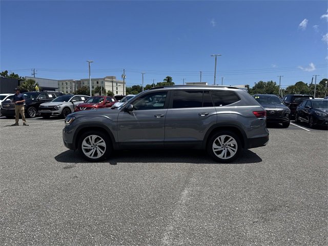 Used 2021 Volkswagen Atlas SE w/ Towing Package image 8