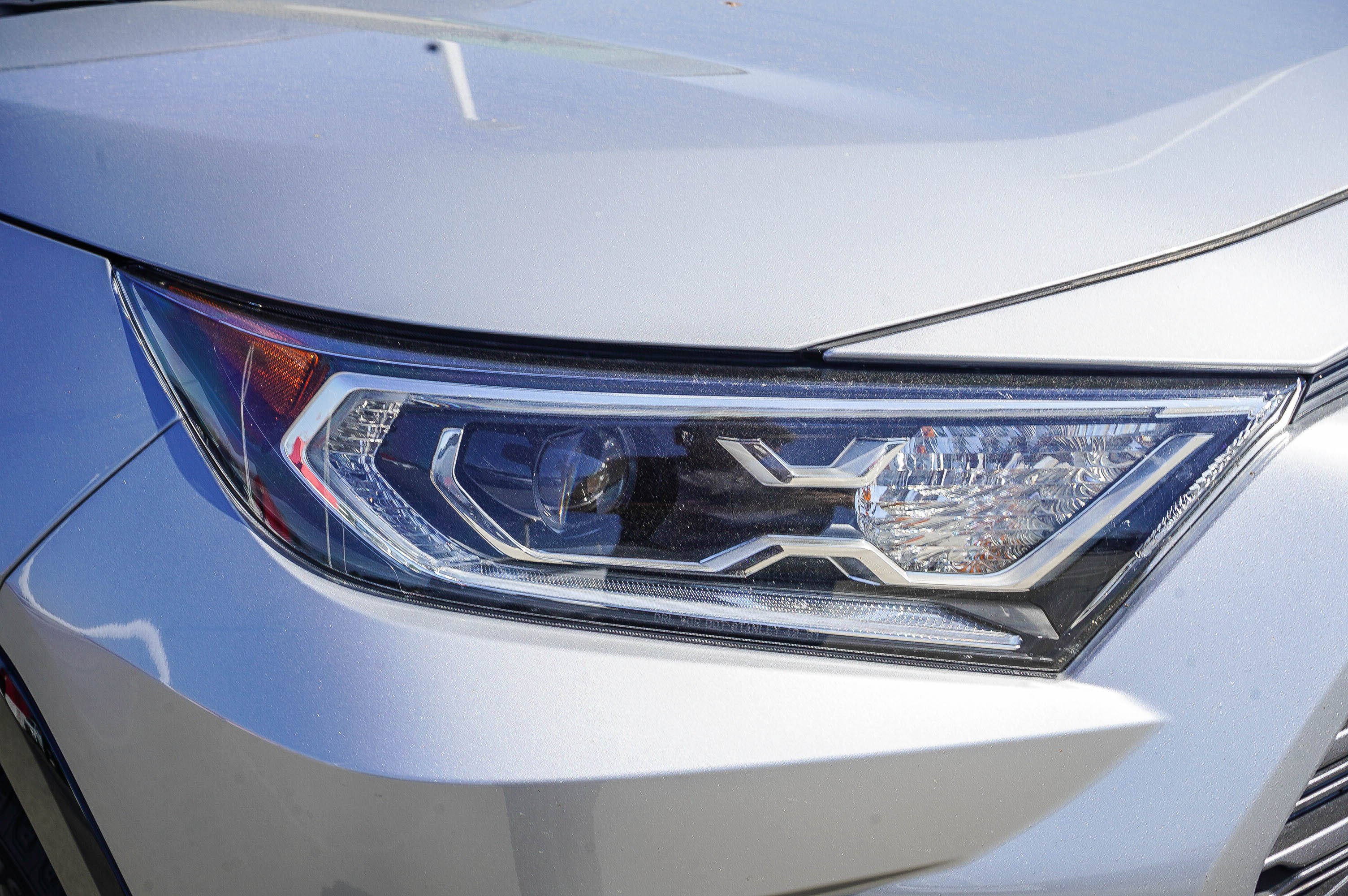 Used 2019 Toyota RAV4 XSE AWD/4WD image 11