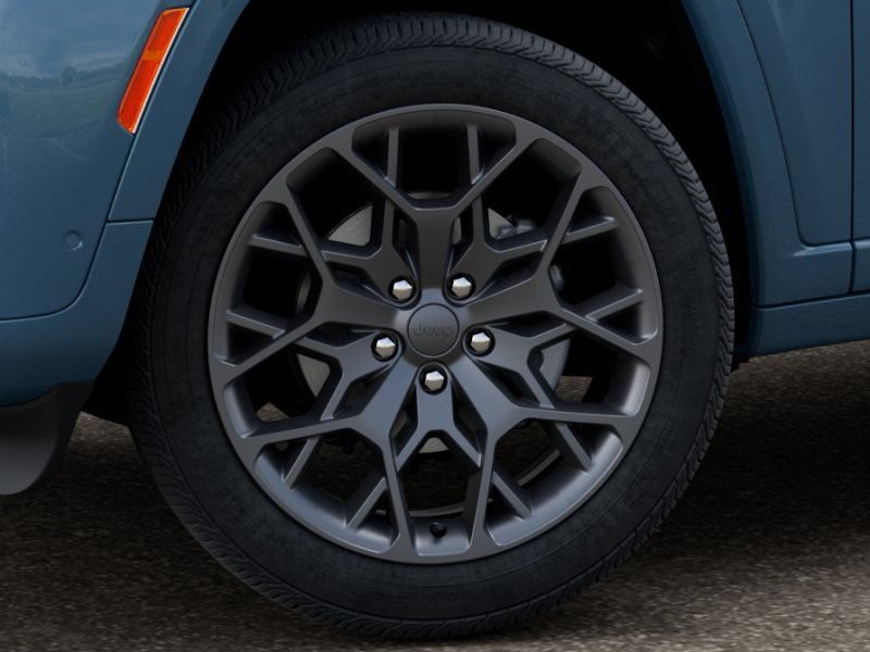 New 2026 Jeep Grand Cherokee Summit AWD/4WD image 8