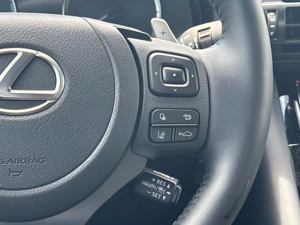 Used 2025 Lexus IS 350 F Sport RWD image 15