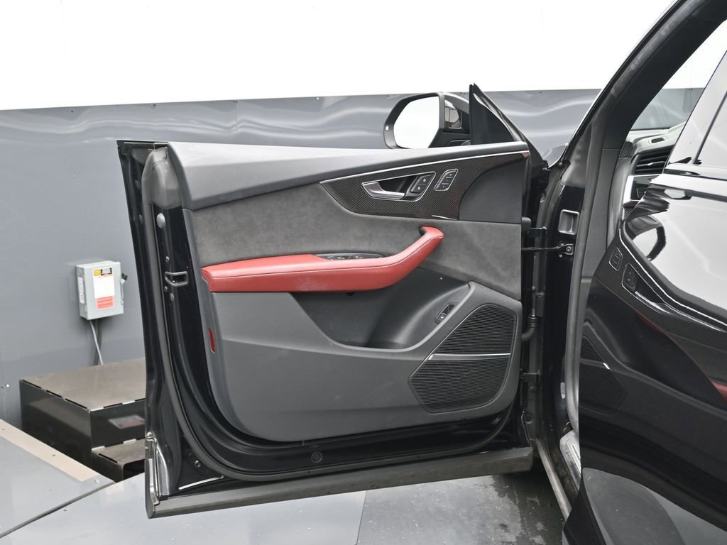Used 2021 Audi SQ8 Prestige w/ Prestige Package image 8