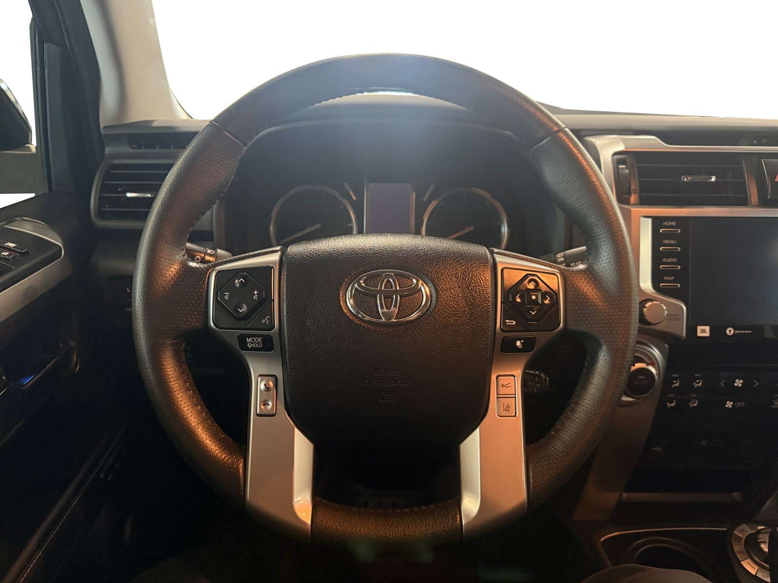 Used 2021 Toyota 4Runner Limited AWD/4WD image 11