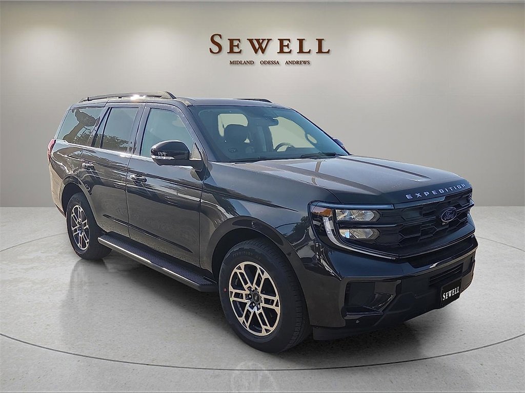 New 2025 Ford Expedition Active image 6